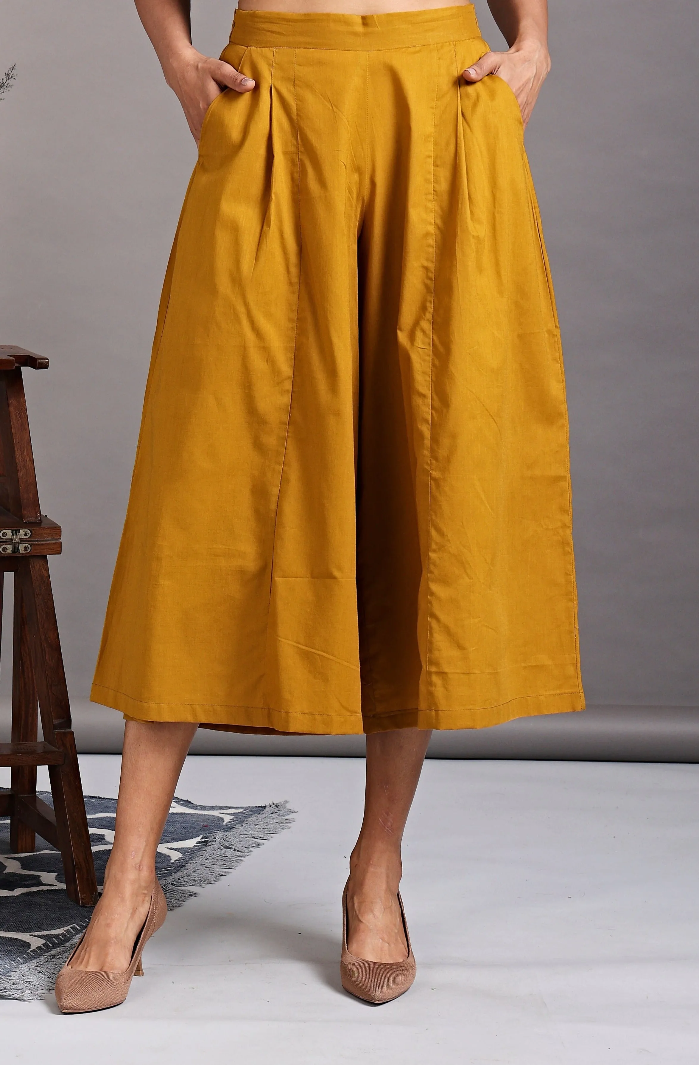 box pleated culotte - mustard yellow