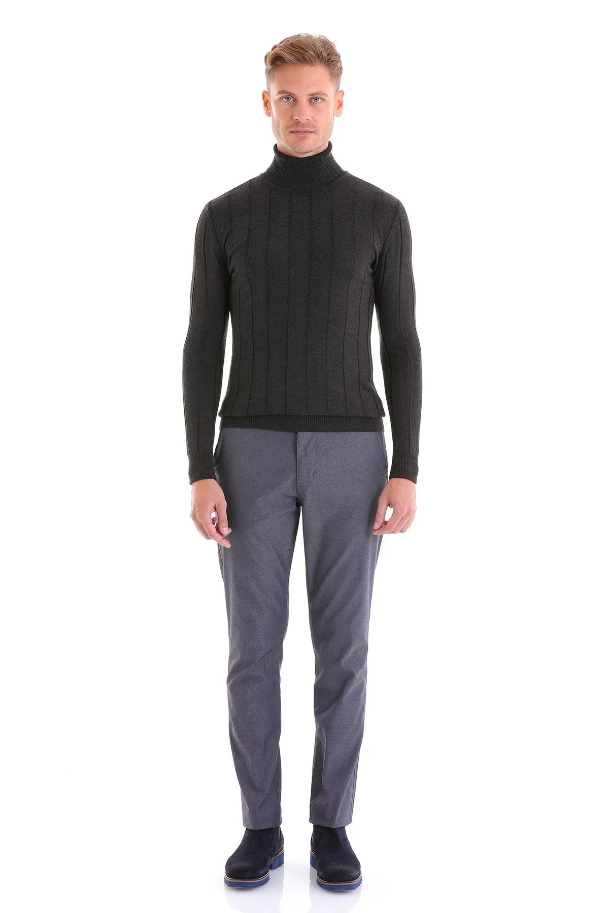 Comfort Fit Wool Blend Charcoal Turtleneck Sweater