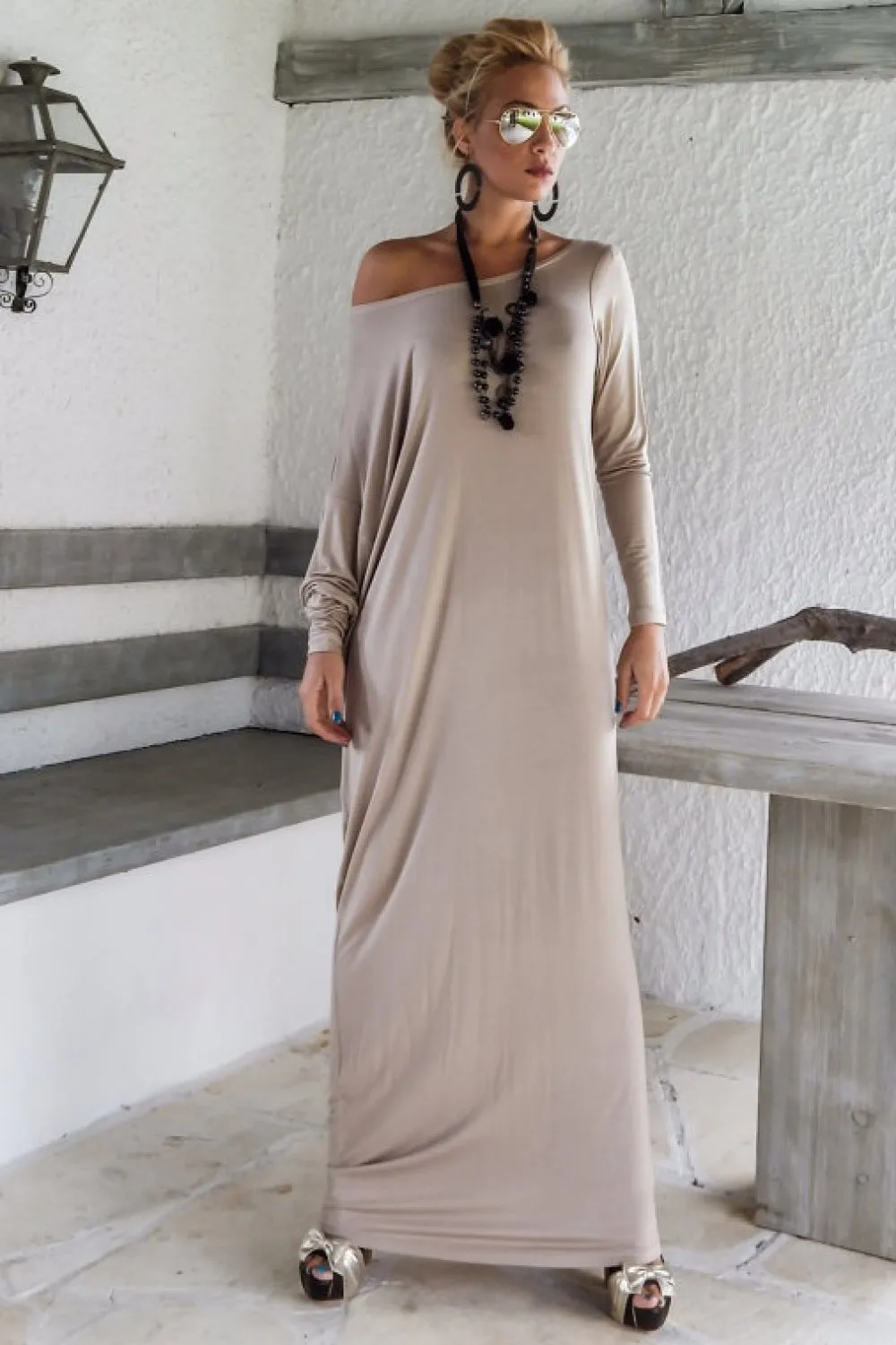 Elegant Loose Long-sleeve Maxi Dress