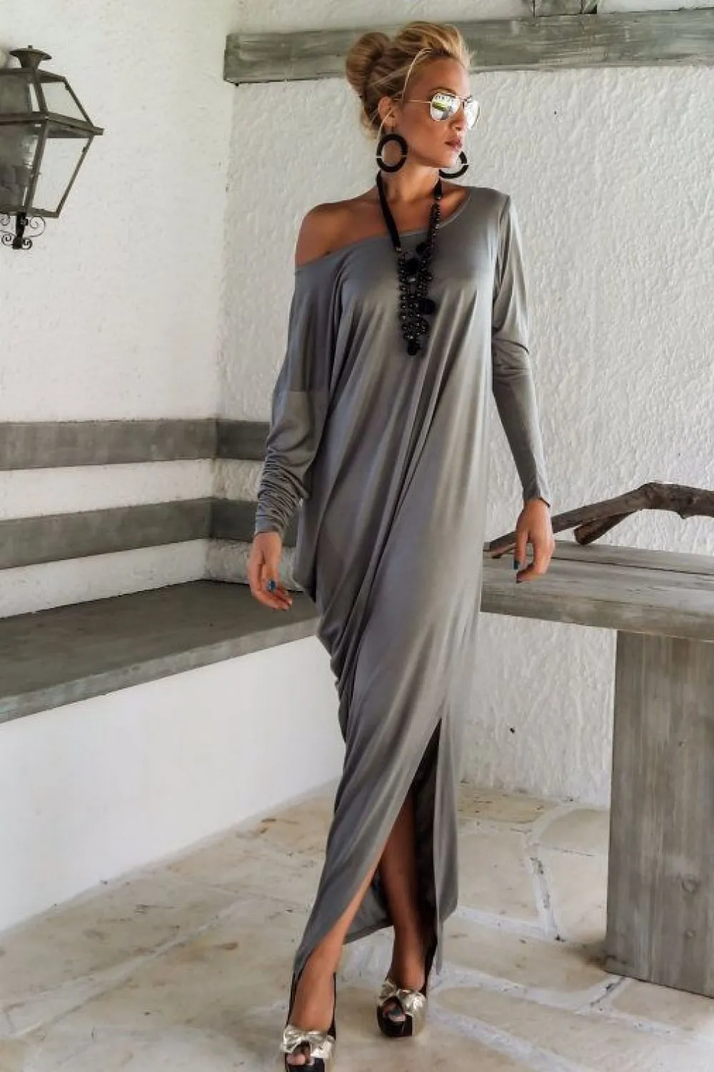 Elegant Loose Long-sleeve Maxi Dress