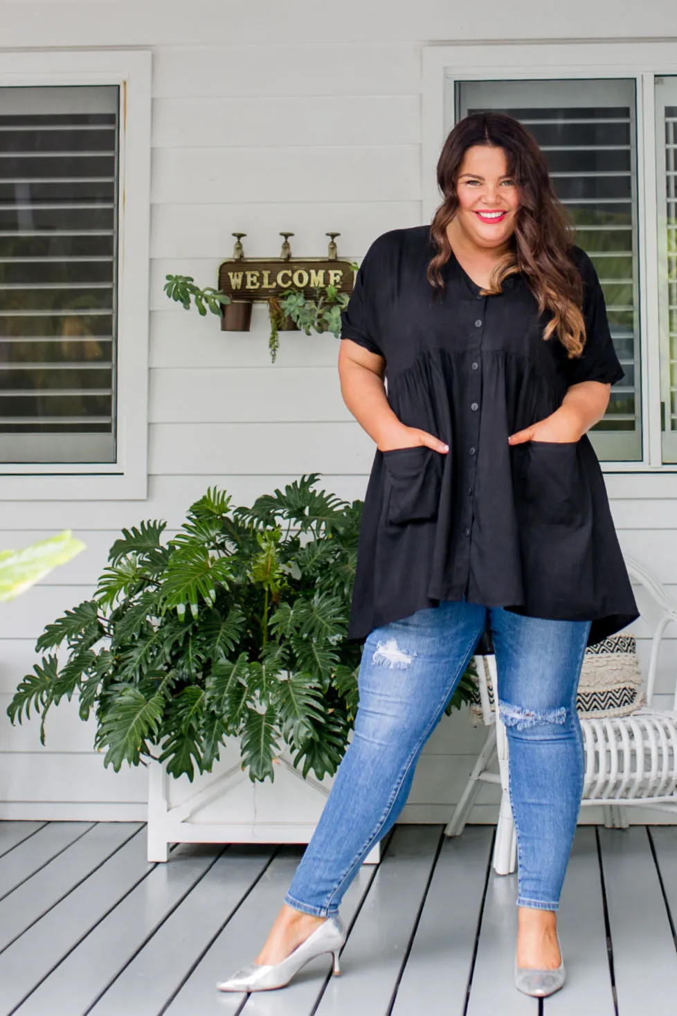 Jasmine Tunic Top - Black