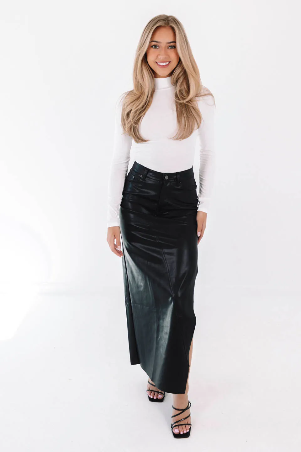 Knock Out Midi Skirt - Black