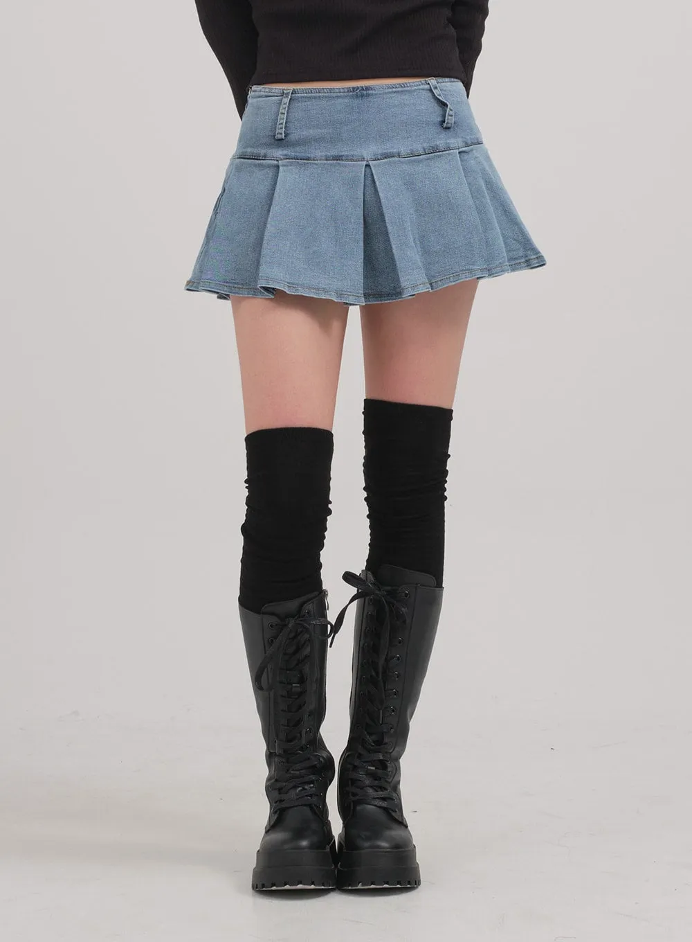 Low Rise Pleated Denim Mini Skirt C0302