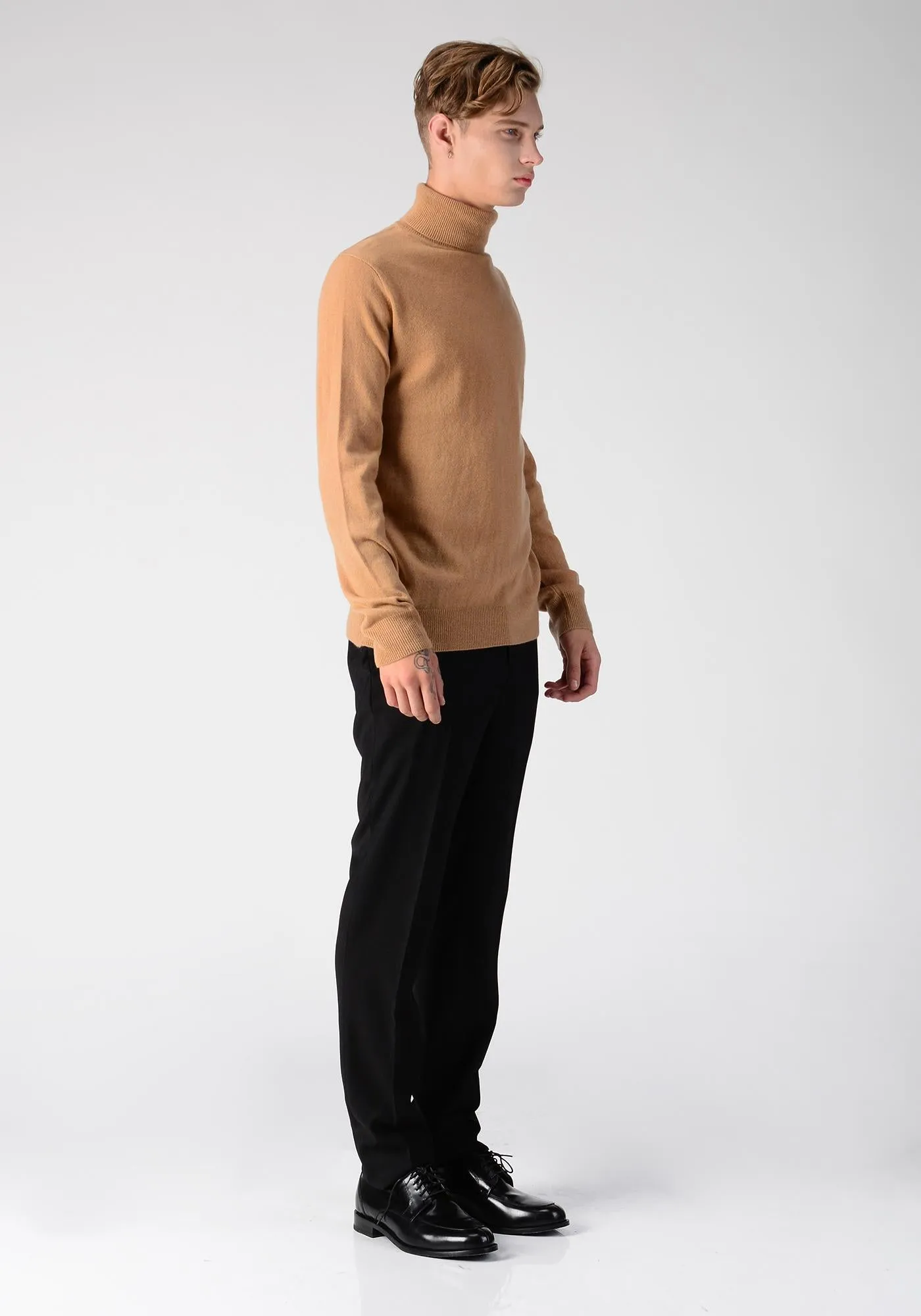 Men Turtleneck Sweater_Camel