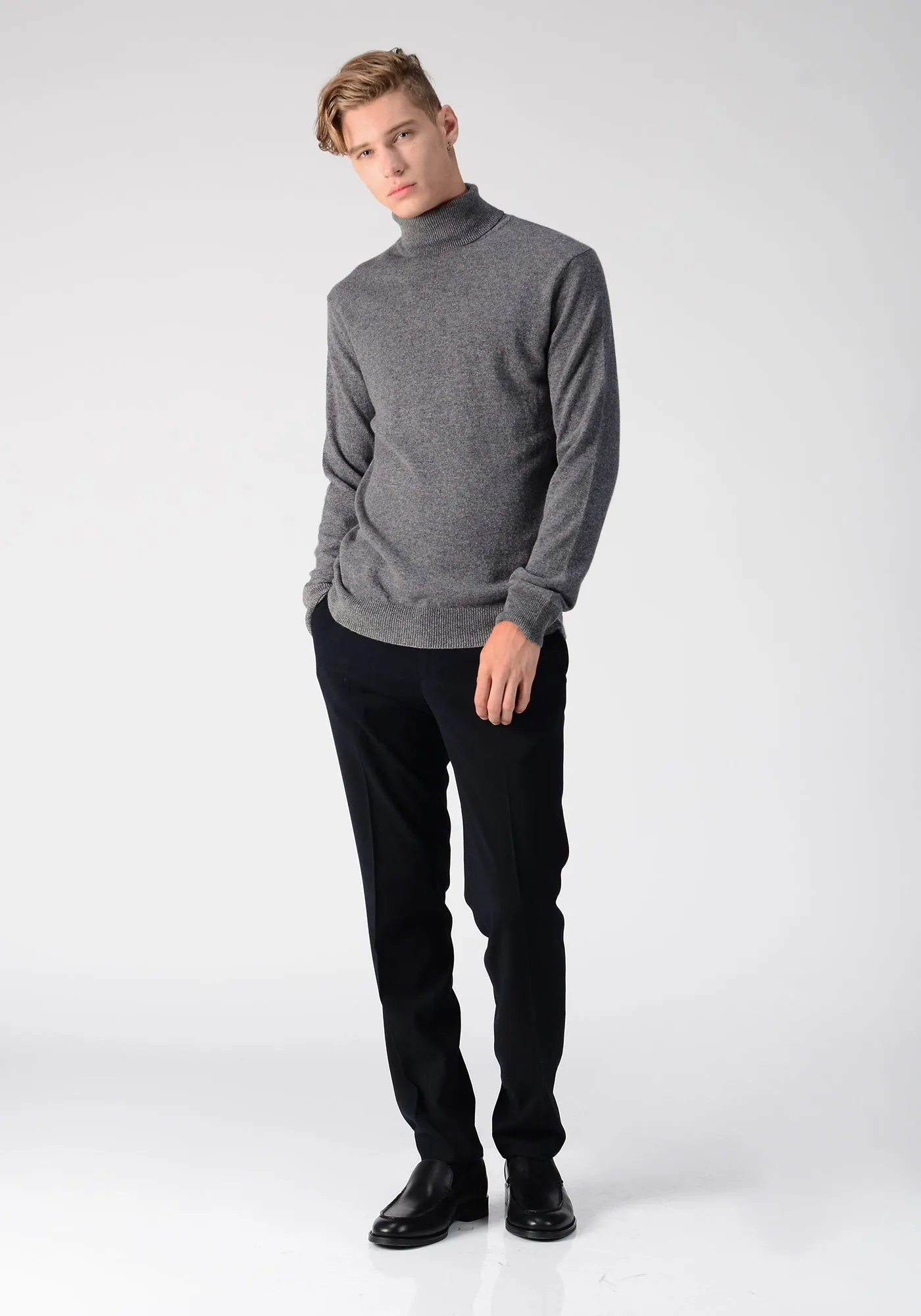 Men Turtleneck Sweater_Grey