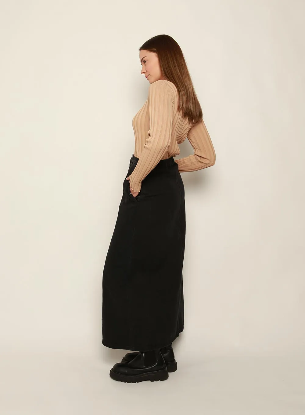 Stassy Midi Skirt-Black