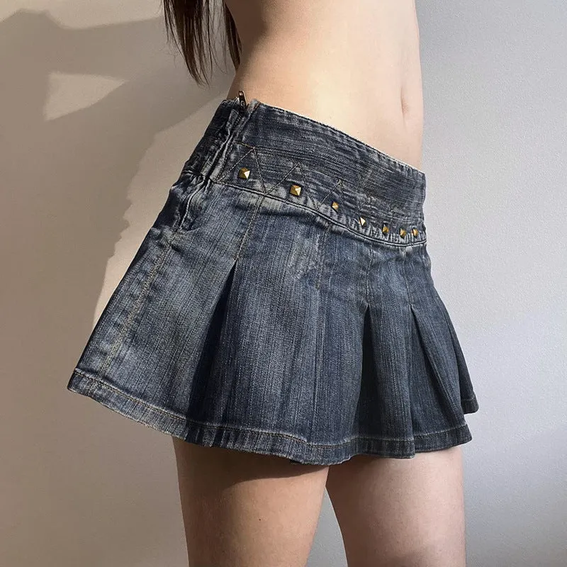 TAVIMART  -  American Style Low Waist Retro Denim Short Skirt Women's Summer 2024 New Washed Rivet Street A- line Pleated Skirt