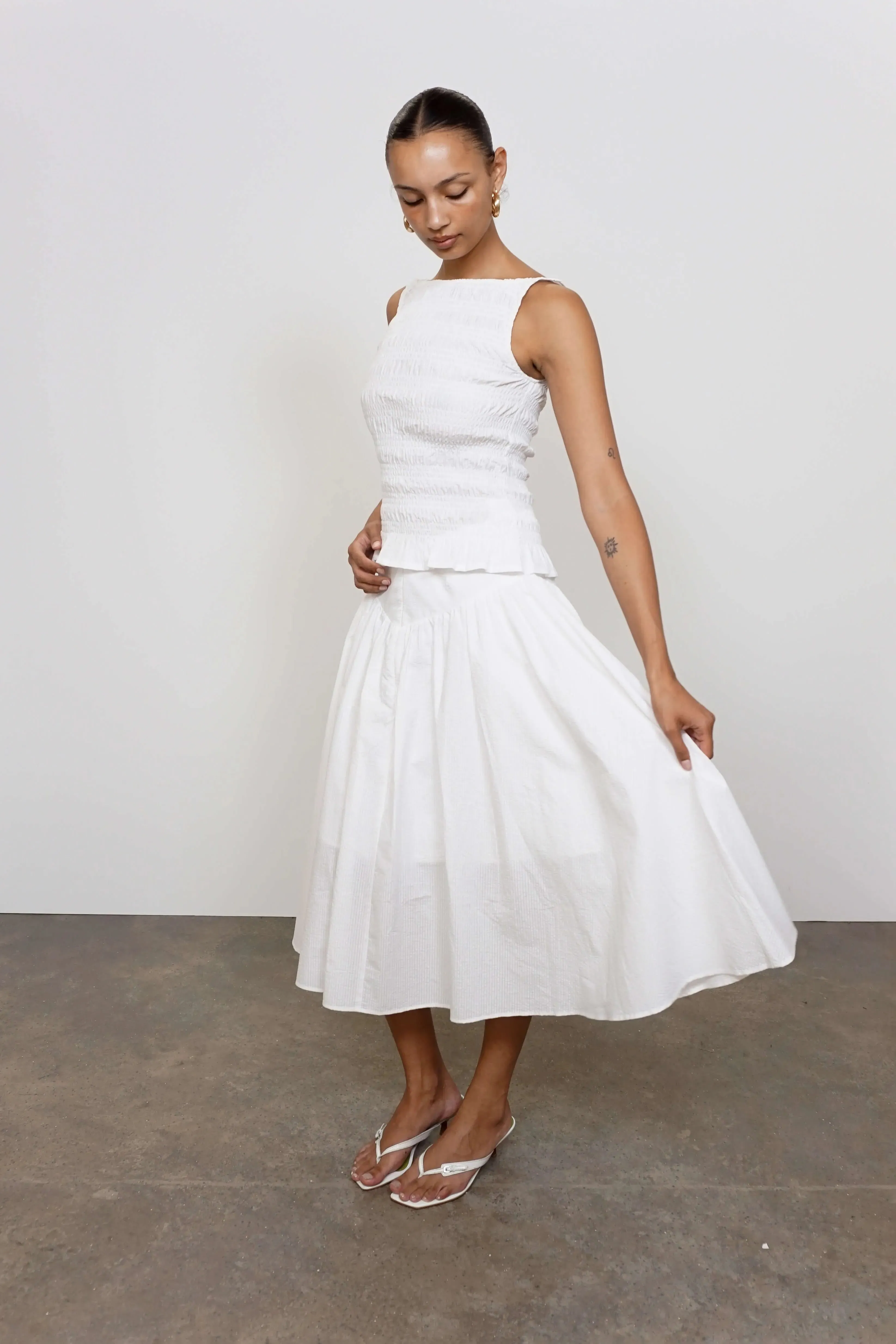 The Deba Seersucker Midi Skirt, Porcelain