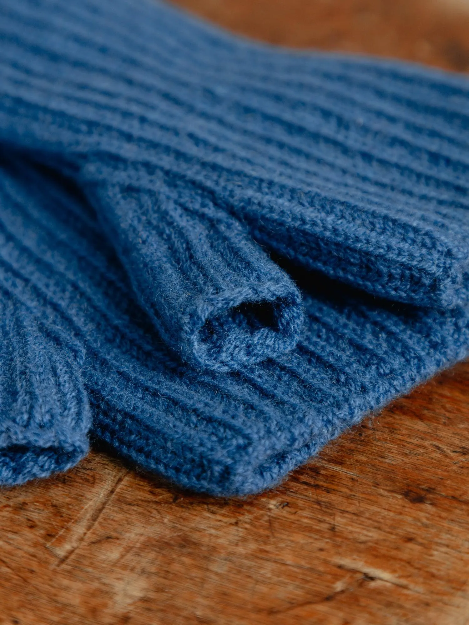 The Tipped Cashmere Wrist Warmers