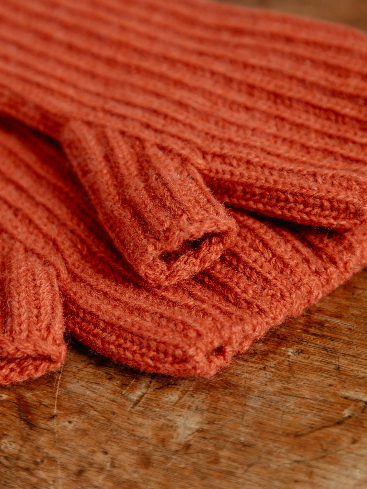 The Tipped Cashmere Wrist Warmers