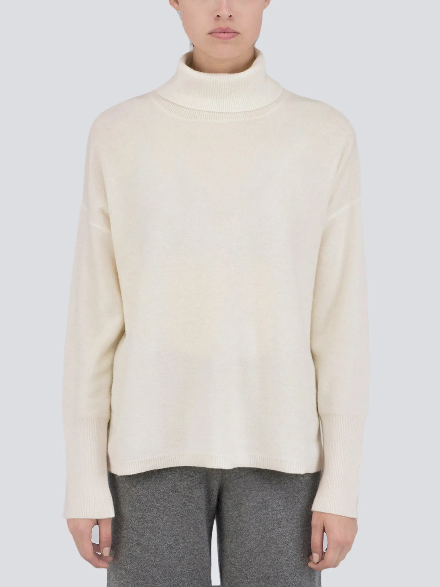 Turtleneck Loosefit Tunic_Ivory