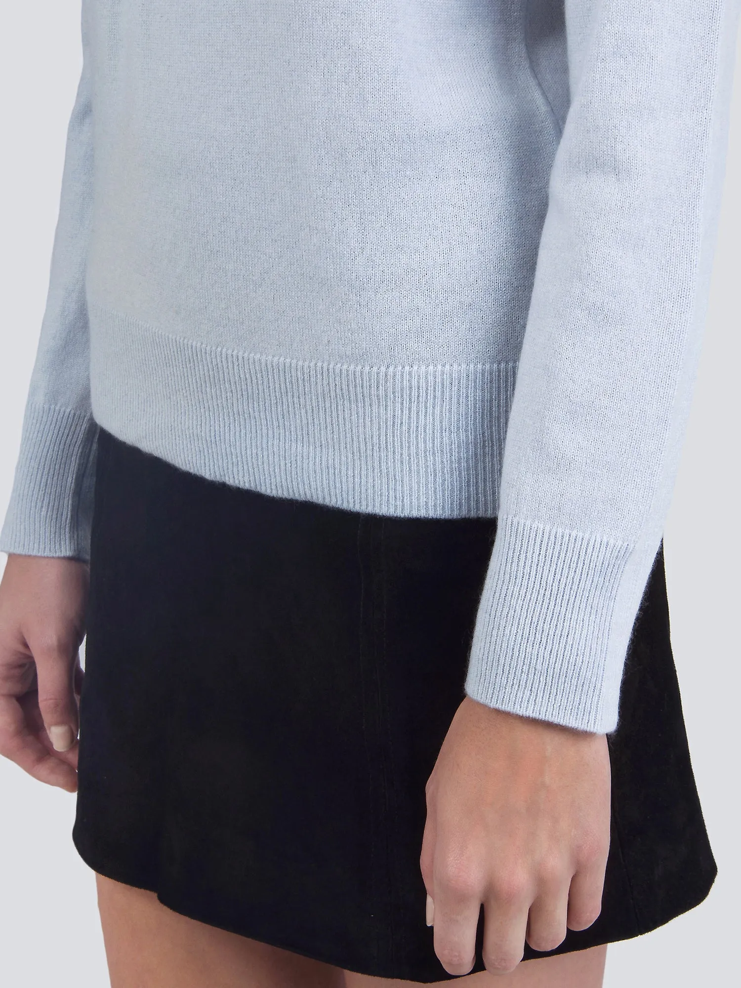 Turtleneck Slimfit Sweater_Baby Blue